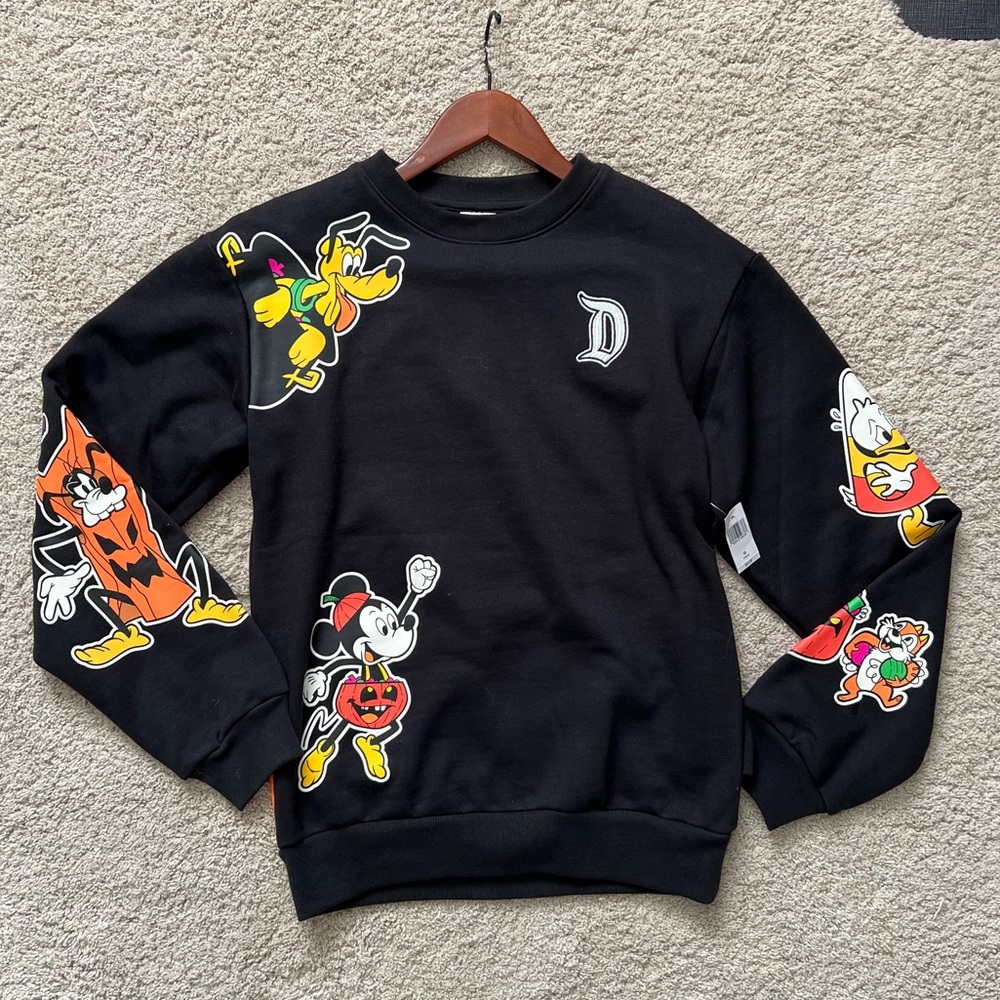 NWT Disney Halloween XS Halloween Pullover Sweater Mickey and Friends Black rare